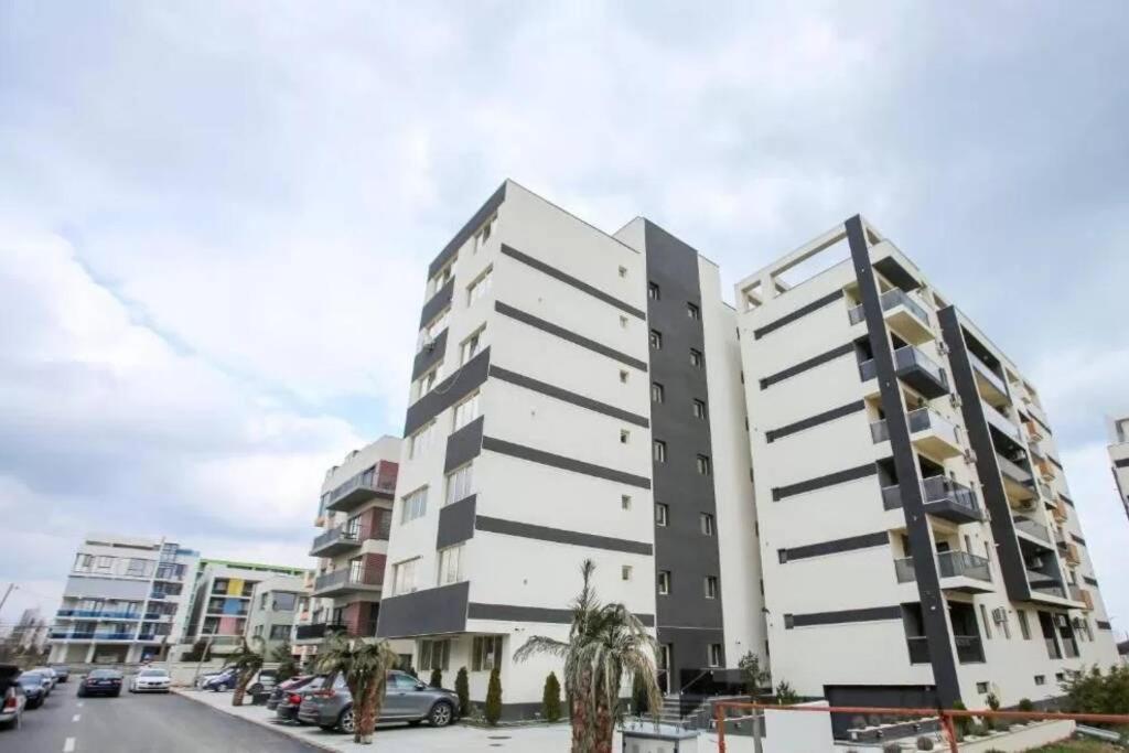Luxury Studio - Maison 103 - Stefan Building Complex Apartment Năvodari Екстериор снимка